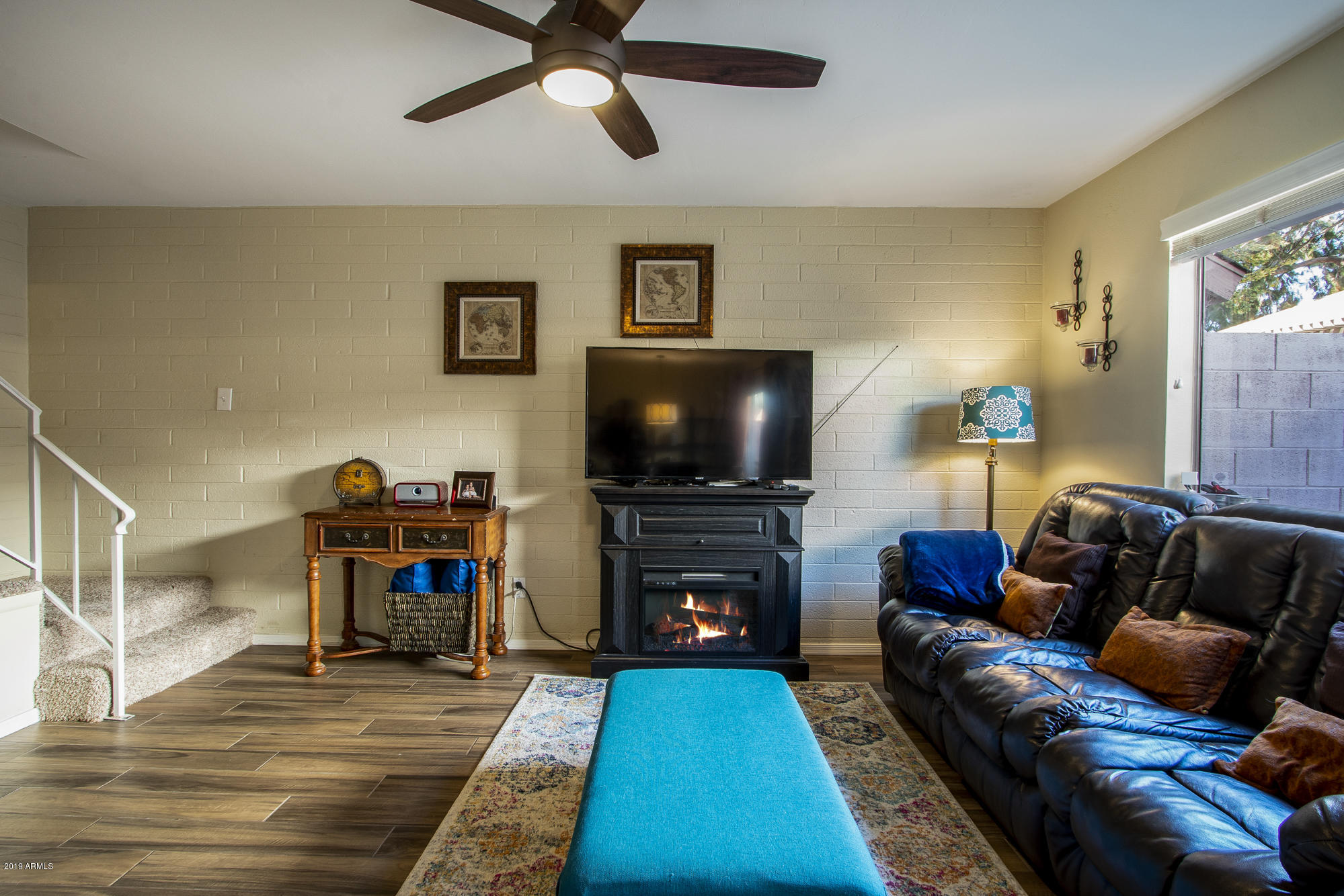 1029 North Granite Reef Road Scottsdale, AZ 85257 - Photo 5 of 22 Living Room - 2