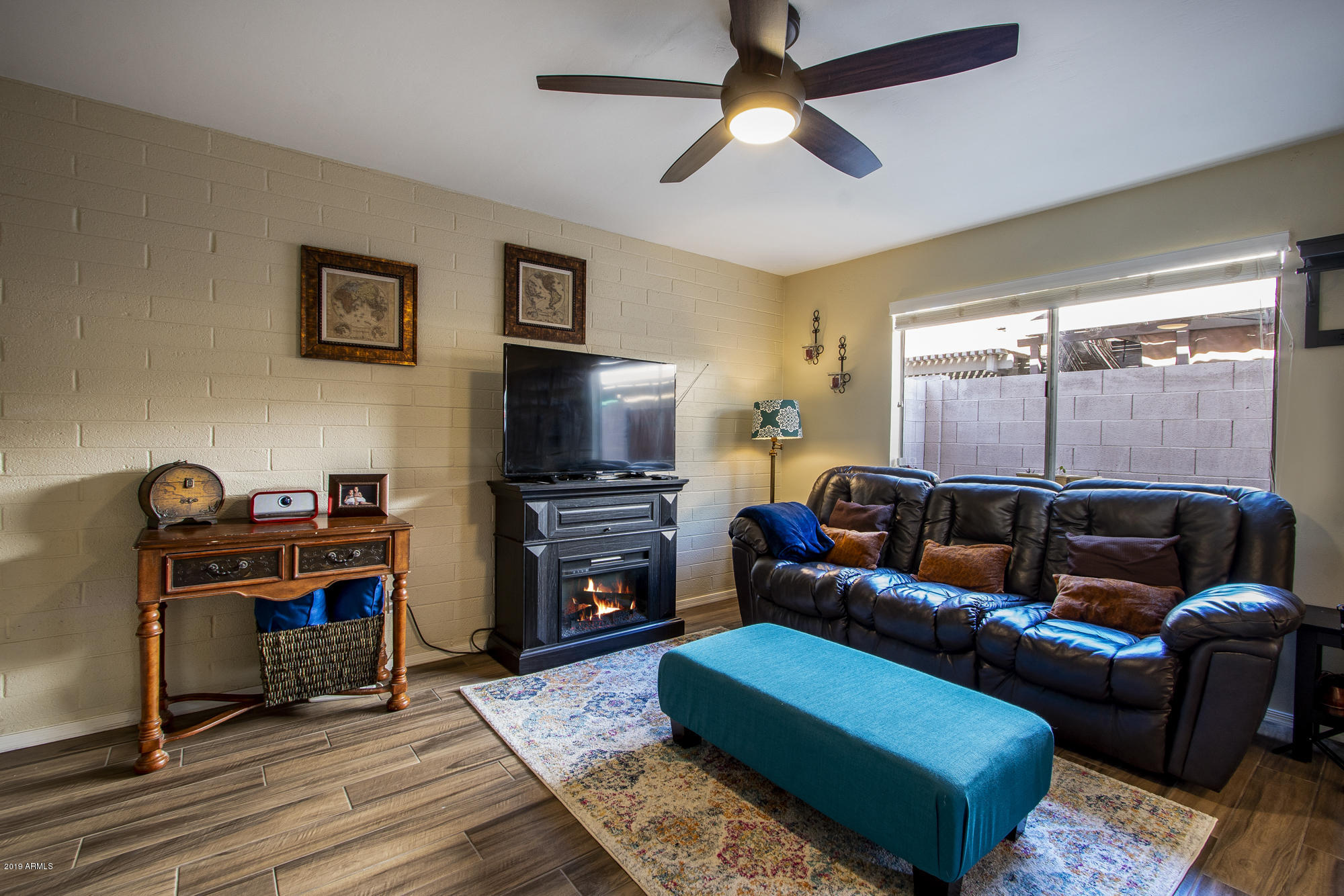 1029 North Granite Reef Road Scottsdale, AZ 85257 - Photo 6 of 22 Living Room - 3
