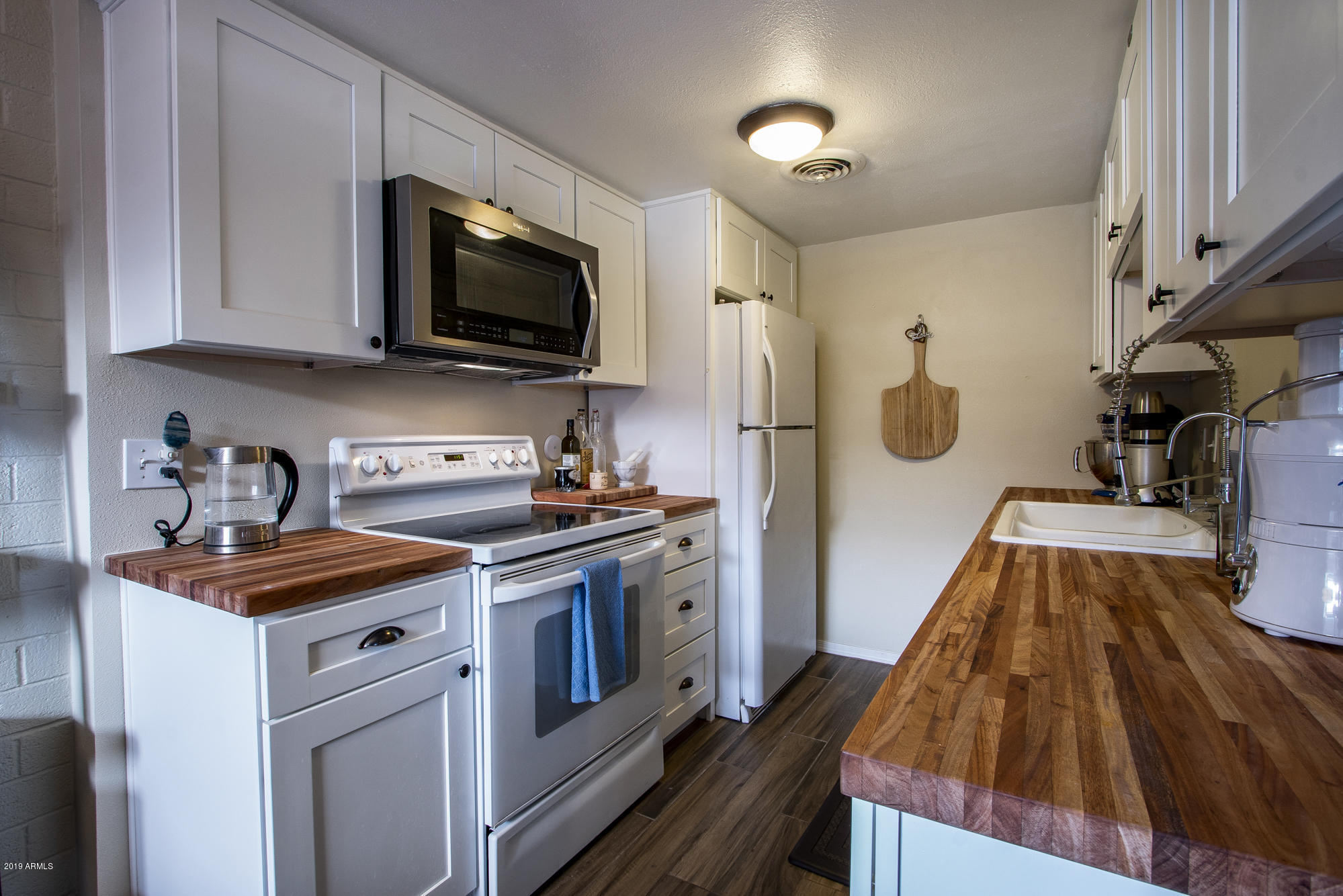 1029 North Granite Reef Road Scottsdale, AZ 85257 - Photo 9 of 22 Kitchen - 1