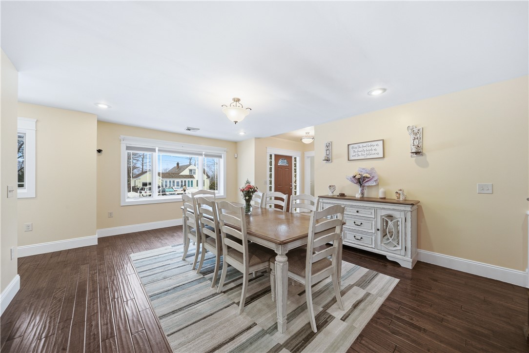 6 New Clark Road Cumberland, RI 02864 - Photo 14 of 46