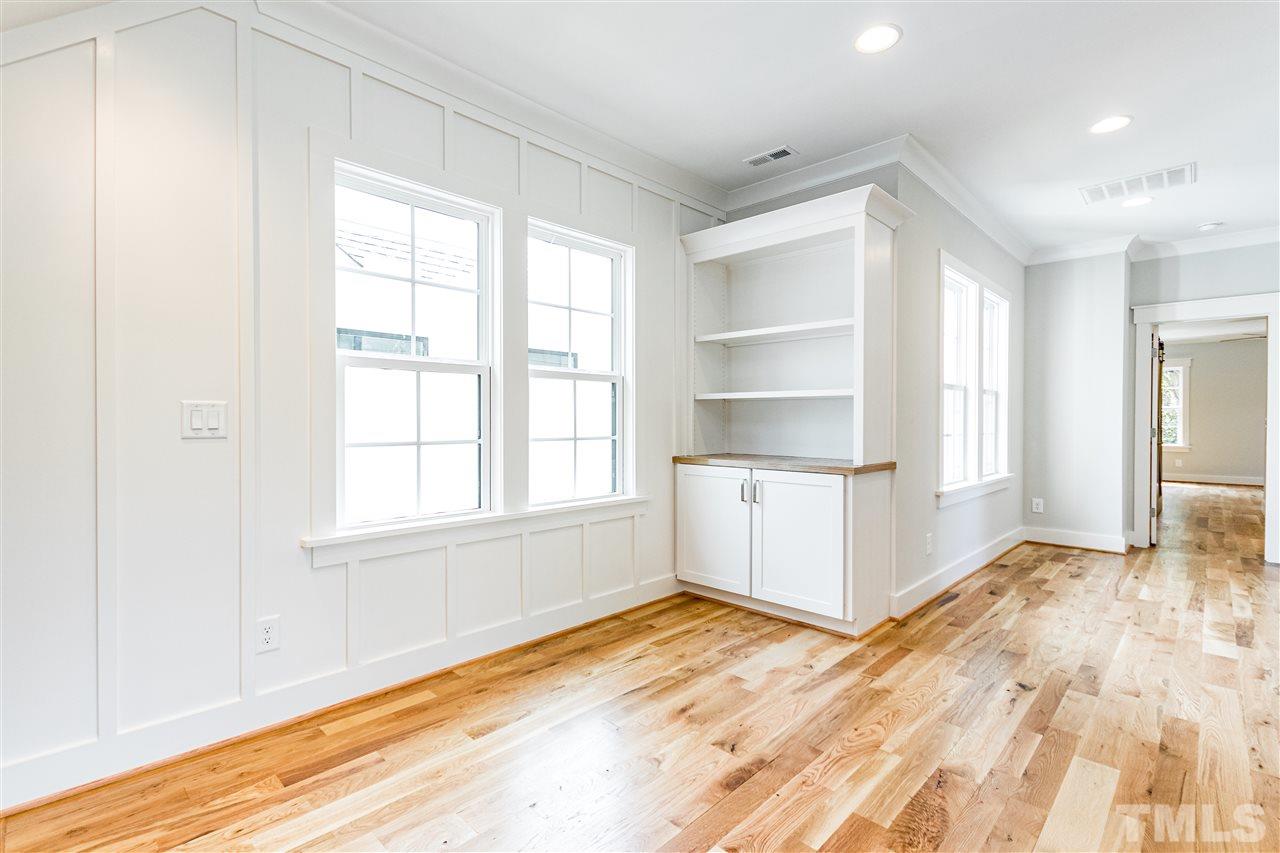 3213 Merriman Avenue Raleigh, NC 27607 - Photo 9 of 30