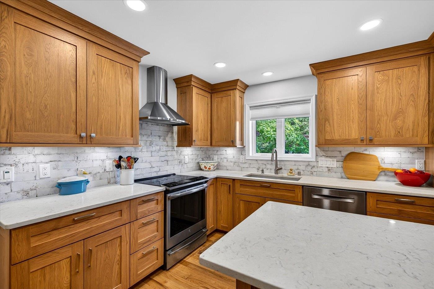 7301 Sawmill Road Madison, WI 53717 - Photo 18 of 54