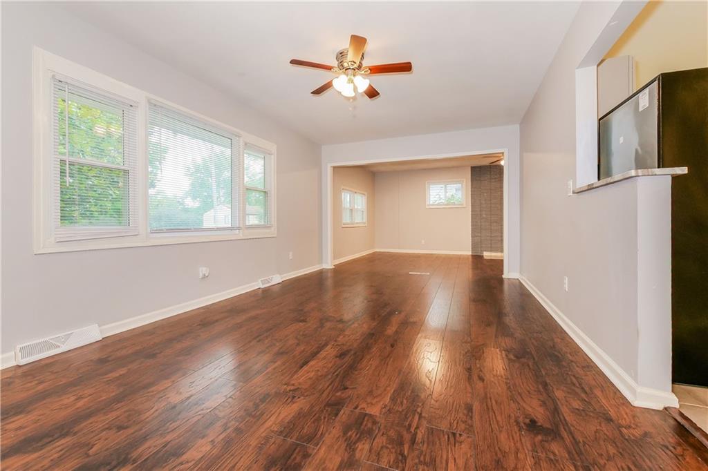 3702 East 106th Terrace Kansas City, MO 64137 - Photo 3 of 15