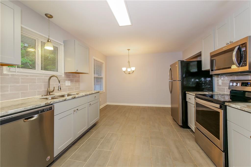 3702 East 106th Terrace Kansas City, MO 64137 - Photo 6 of 15