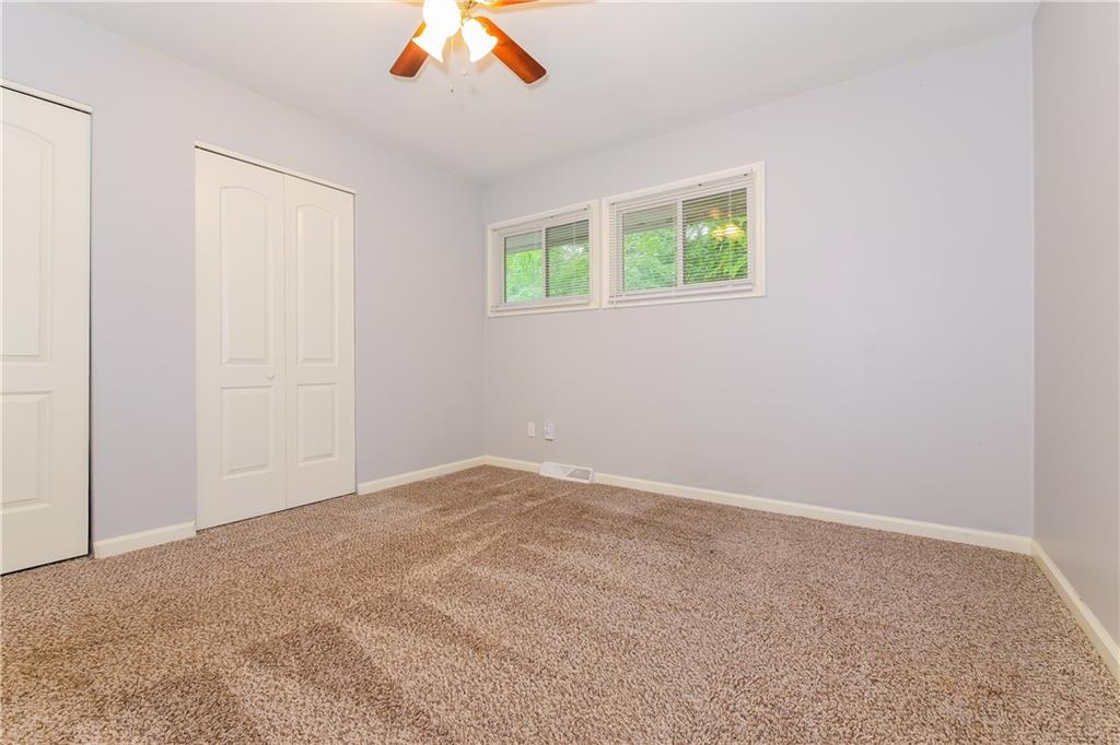 3702 East 106th Terrace Kansas City, MO 64137 - Photo 9 of 15