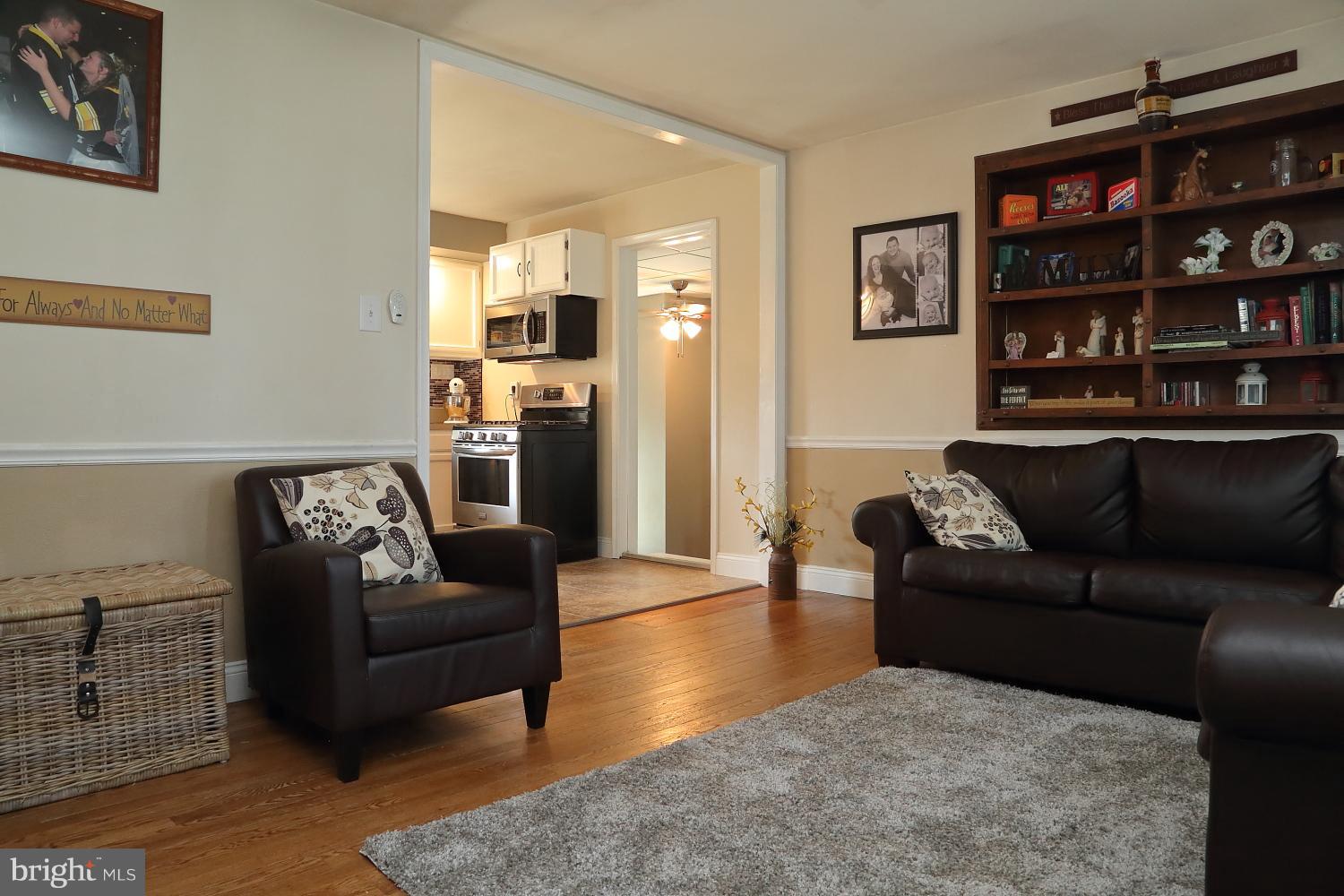 16 Gateway Road York, PA 17403 - Photo 4 of 20 Gallery Image 4