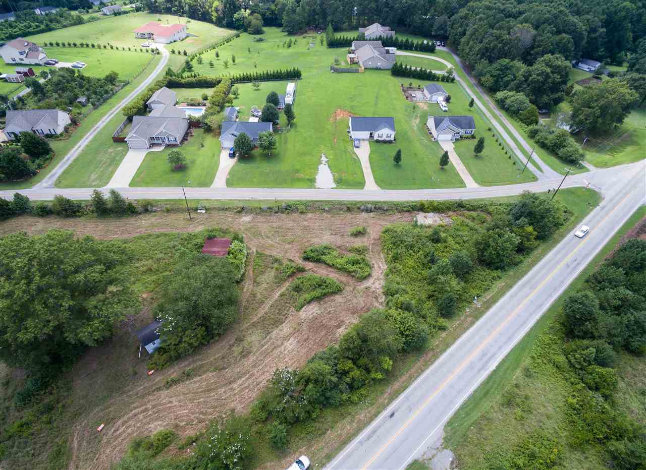 6551 Reidville Road Moore, SC 29369 - Photo 2 of 18 Gallery Image 2