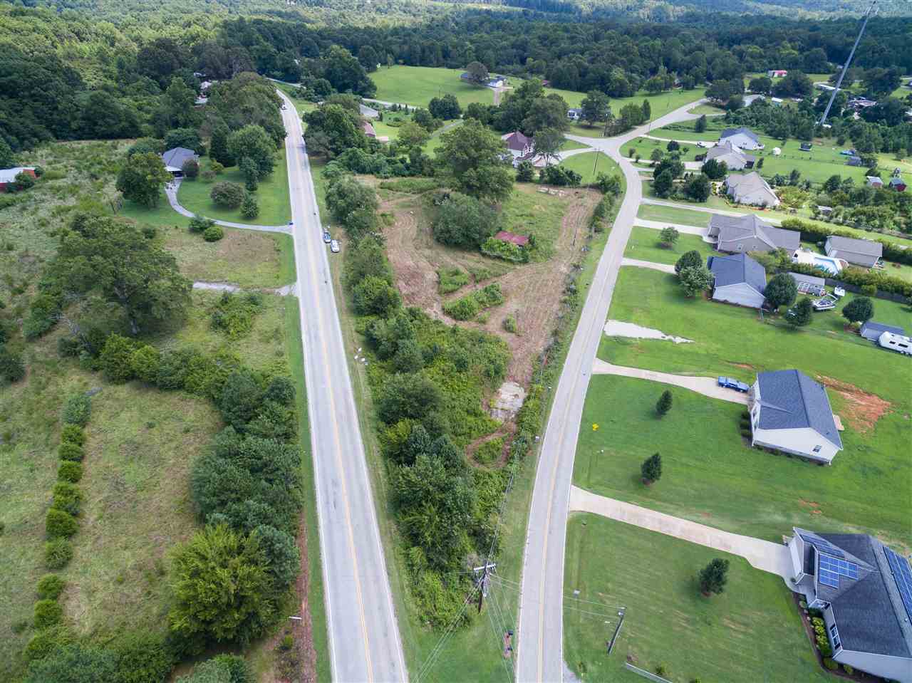 6551 Reidville Road Moore, SC 29369 - Photo 5 of 18 Gallery Image 5