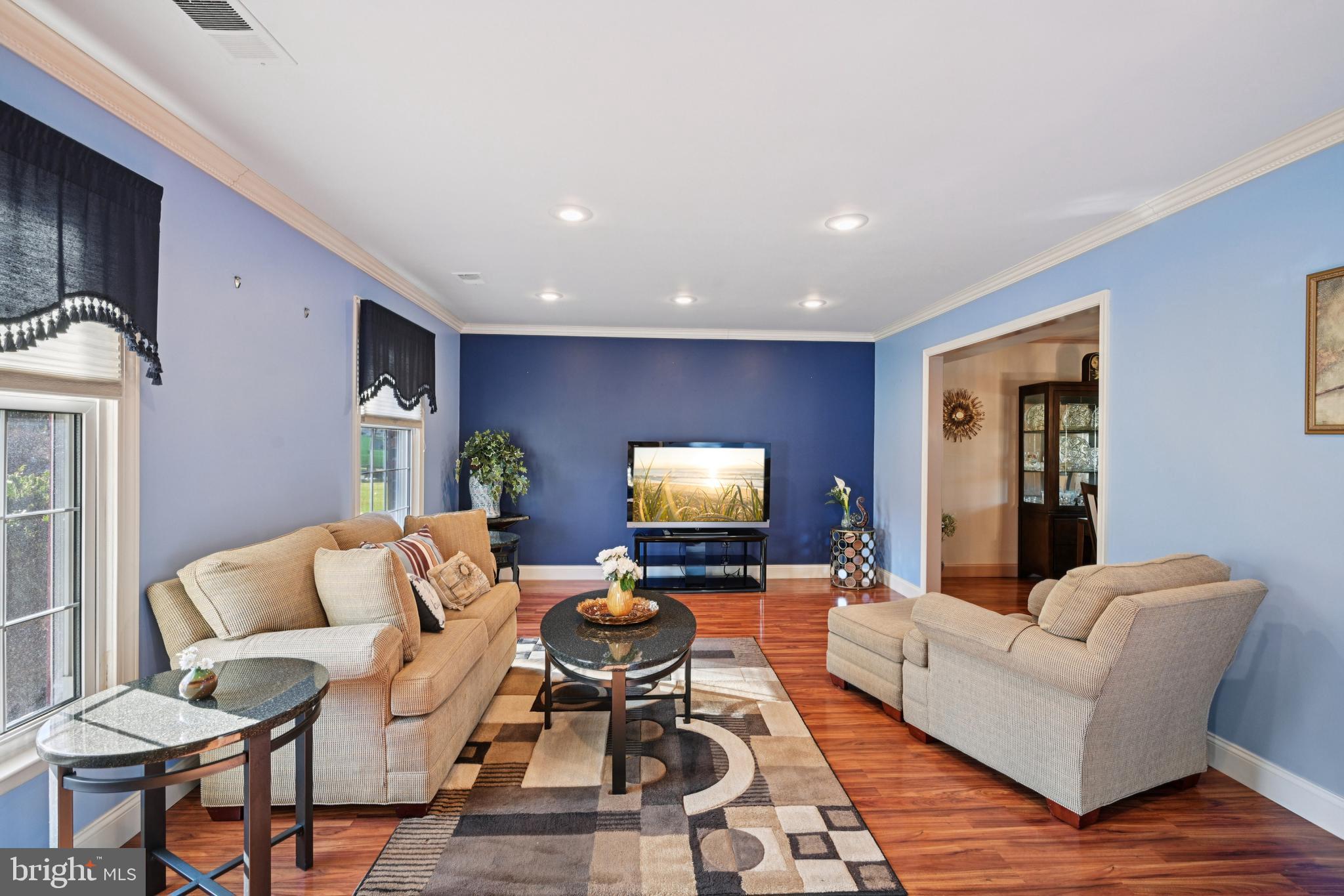 3103 Hayes Road Norristown, PA 19403 - Photo 7 of 69 Living Room