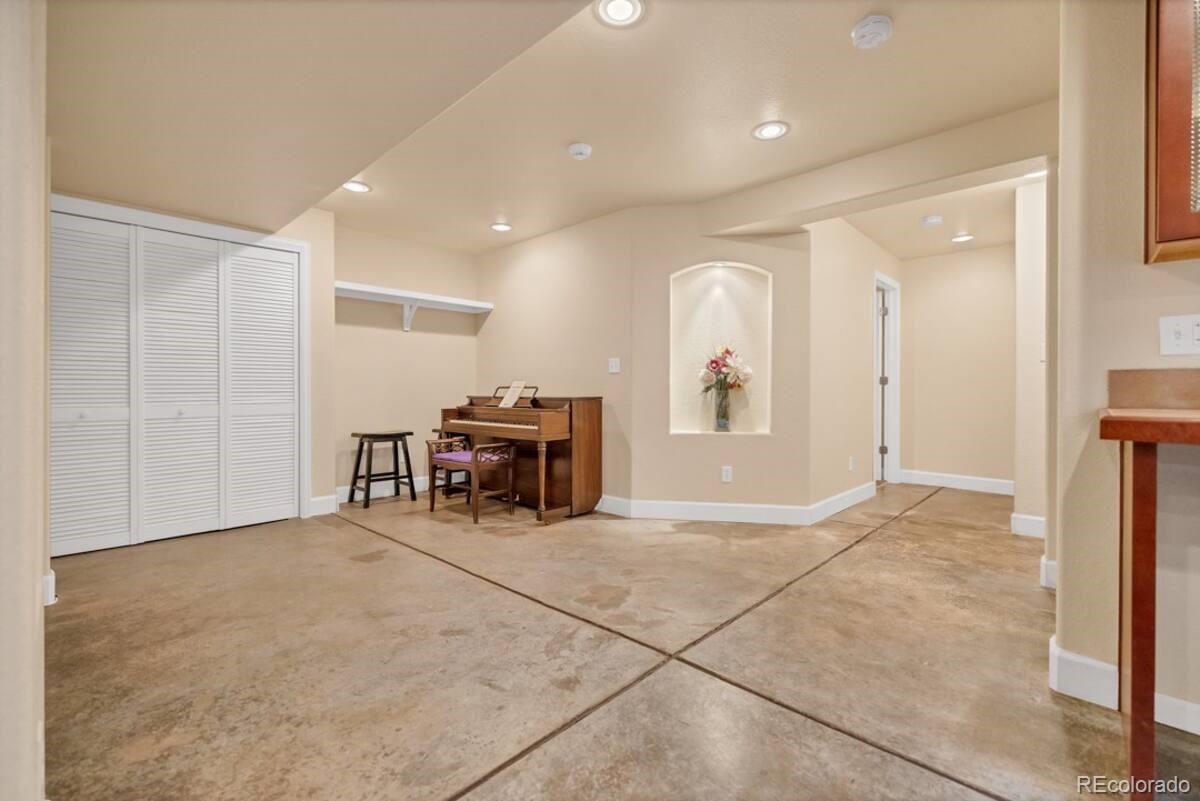 1402 Costilla Street Colorado Springs, CO 80905 - Photo 29 of 38