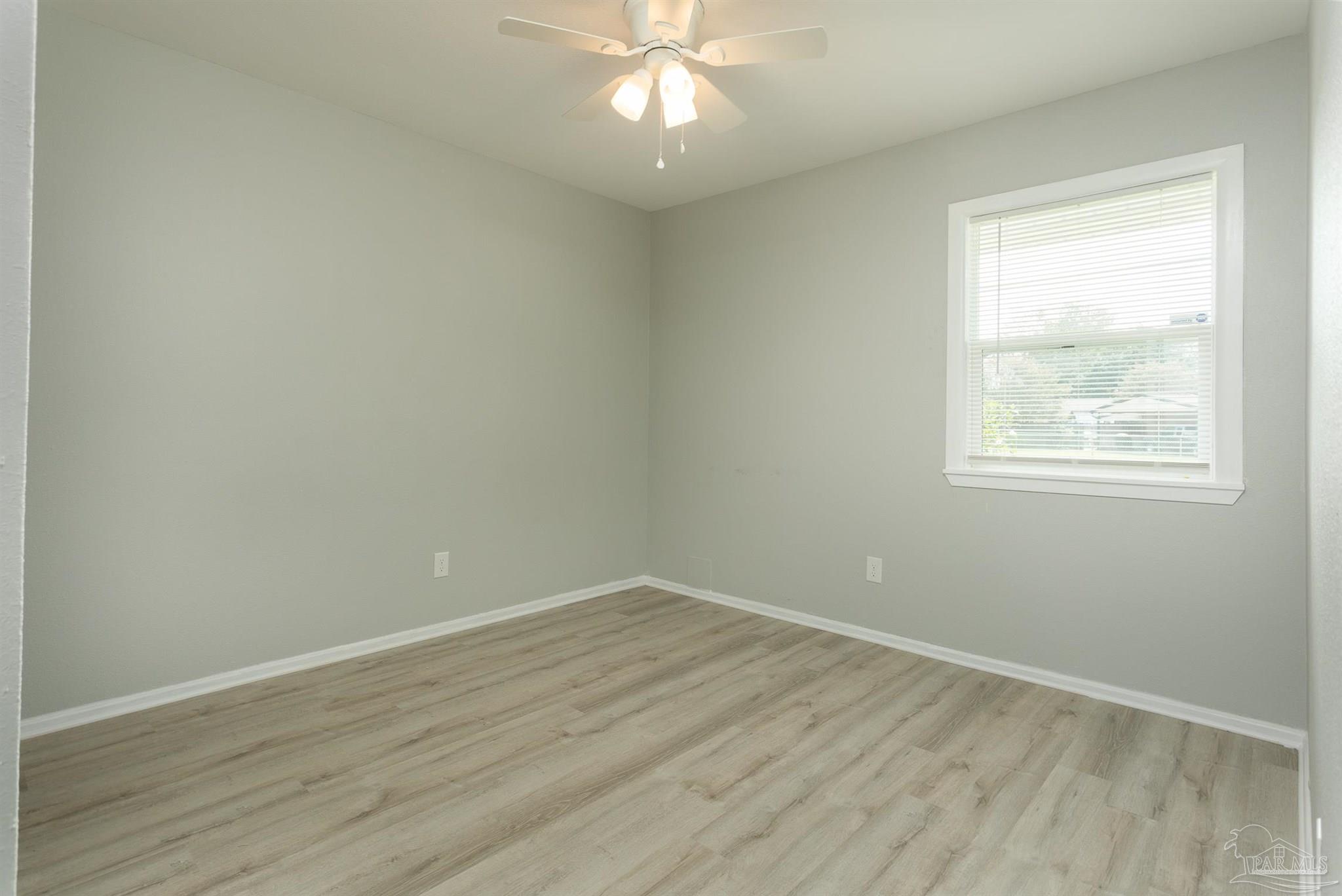 5684 Avondale Road Pensacola, FL 32526 - Photo 19 of 27 Gallery Image 19