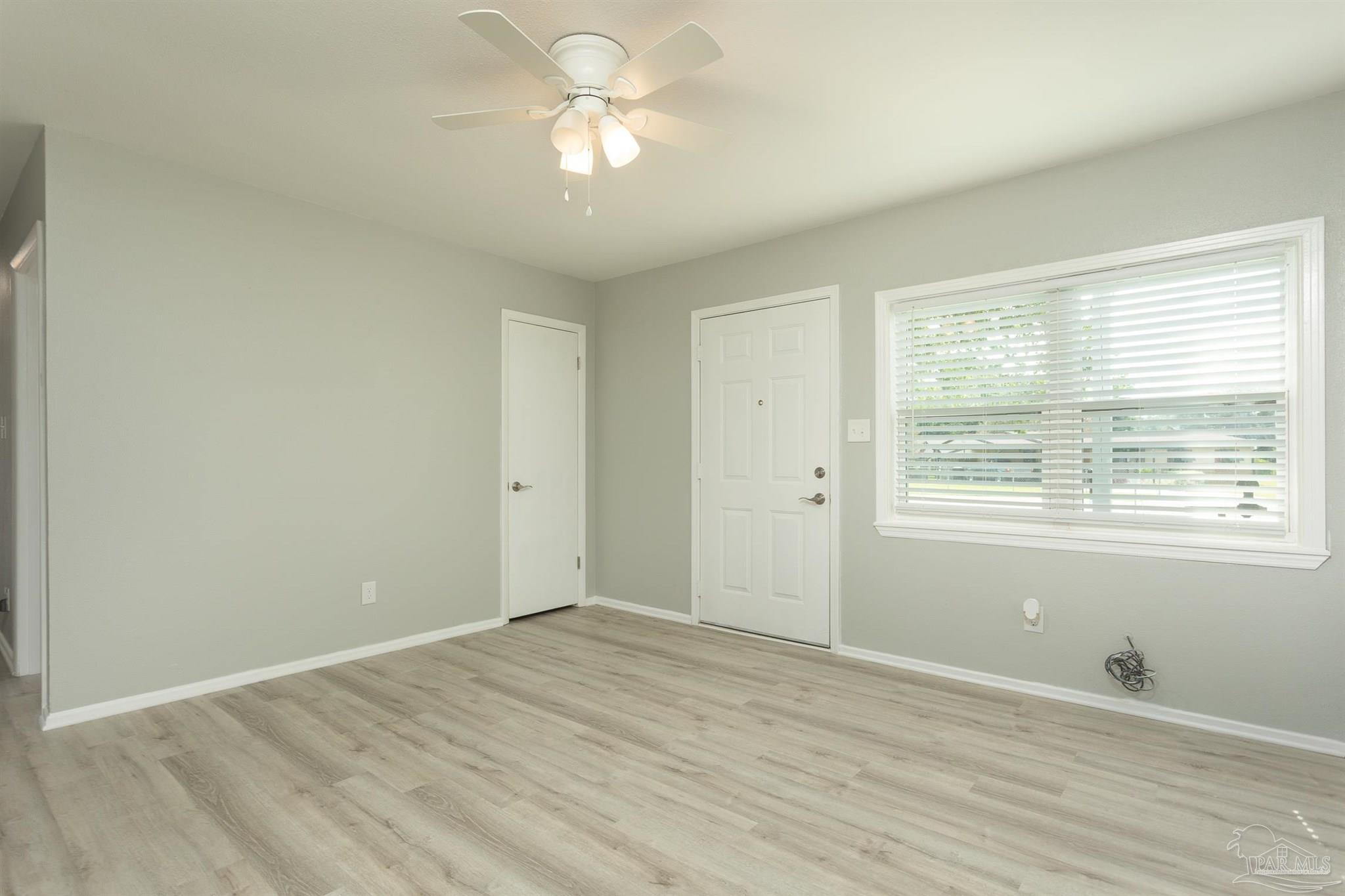 5684 Avondale Road Pensacola, FL 32526 - Photo 10 of 27 Gallery Image 10