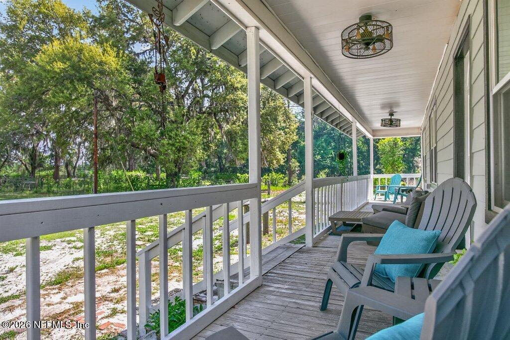 461 Old Starke Road Palatka, FL 32177 - Photo 13 of 71 014-461OldStarkeRoad-Palatka-FL-32177-SM