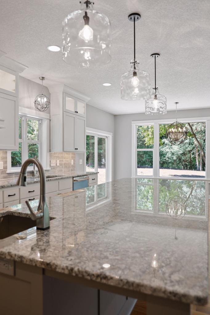 5000 Beacon Hill Road Minnetonka, MN 55345 - Photo 13 of 37 Gallery Image 13