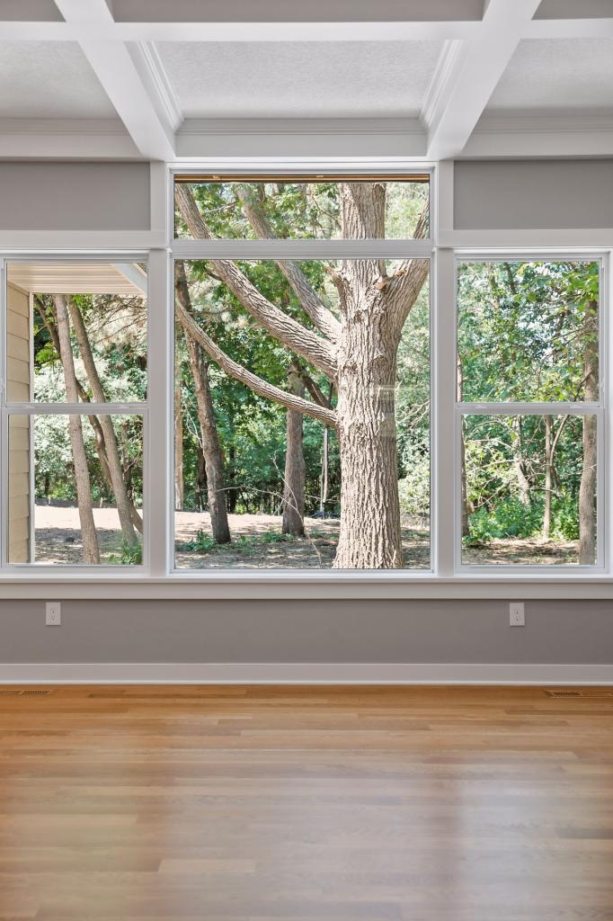 5000 Beacon Hill Road Minnetonka, MN 55345 - Photo 6 of 37 Gallery Image 6
