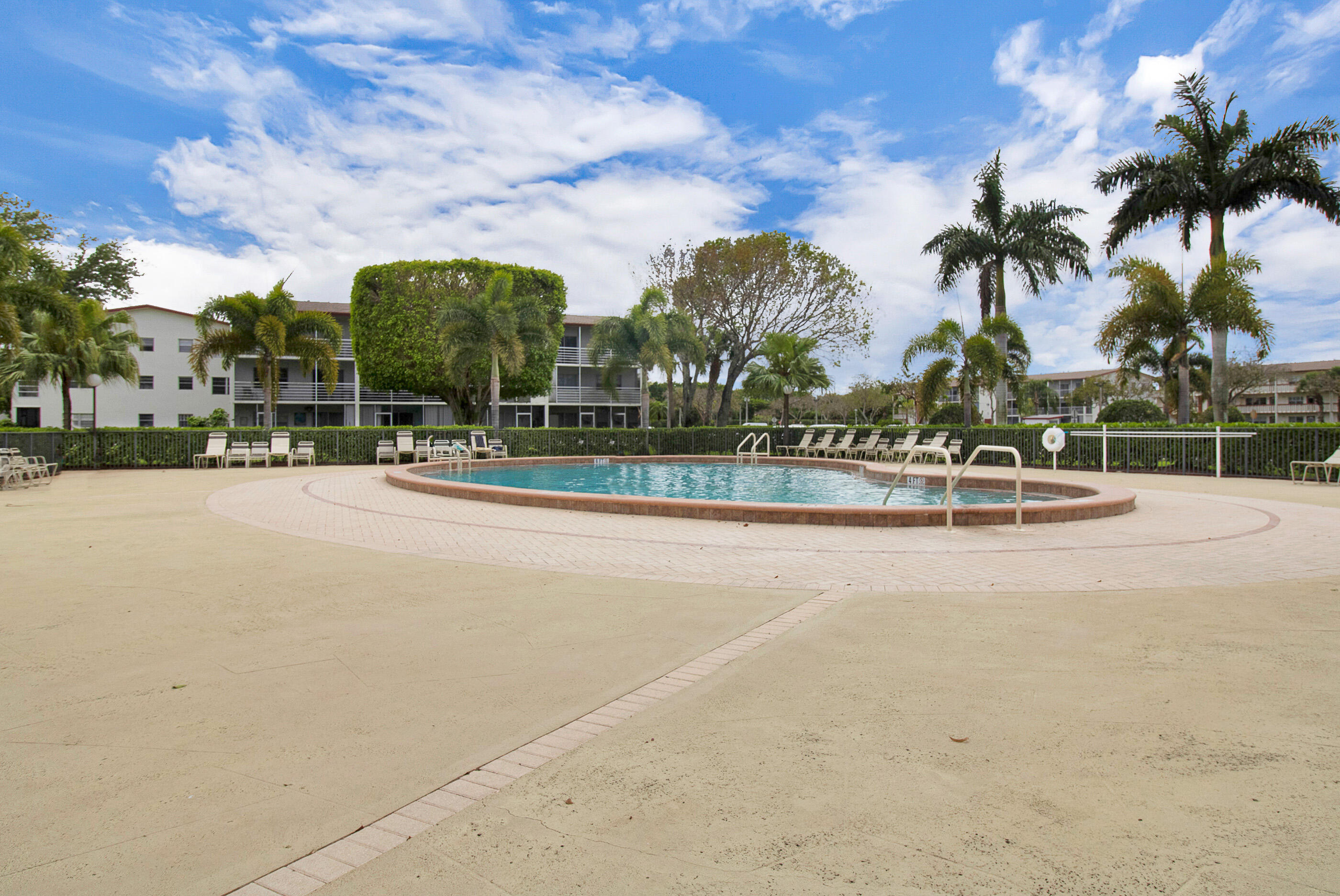 412 Brighton J Boca Raton, FL 33434 - Photo 20 of 48 IMG_6149