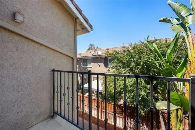 $460,000 | 22528 Canal Circle, Grand Terrace, CA 92313