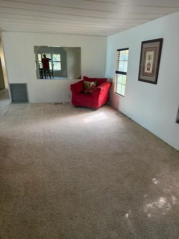 a view of livingroom with couch