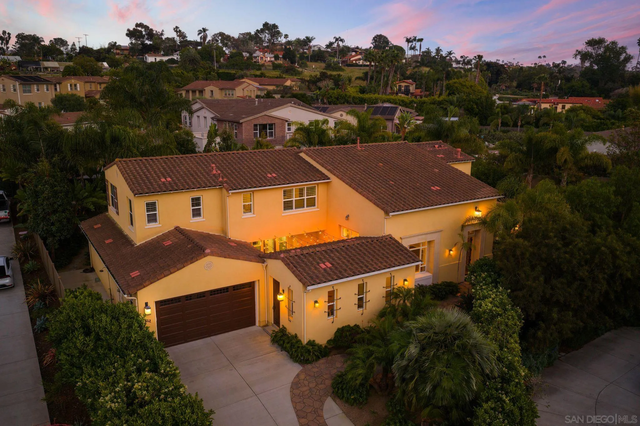 817 Dolphin Circle Encinitas, CA 92024 - Photo 3 of 61