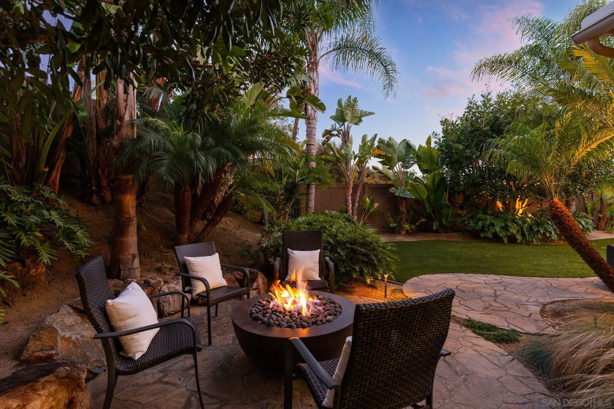 817 Dolphin Circle Encinitas, CA 92024 - Photo 36 of 57