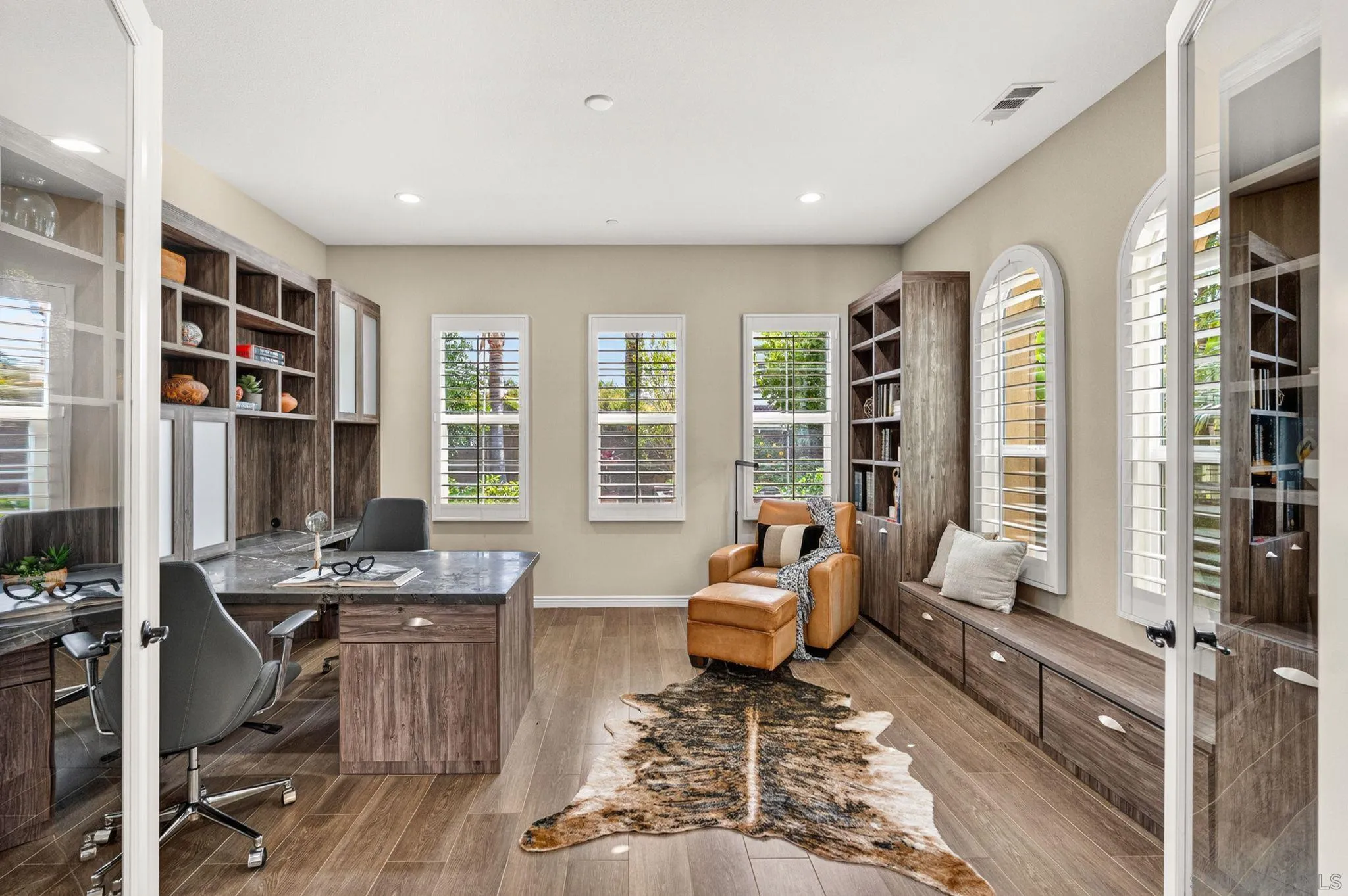 817 Dolphin Circle Encinitas, CA 92024 - Photo 10 of 61