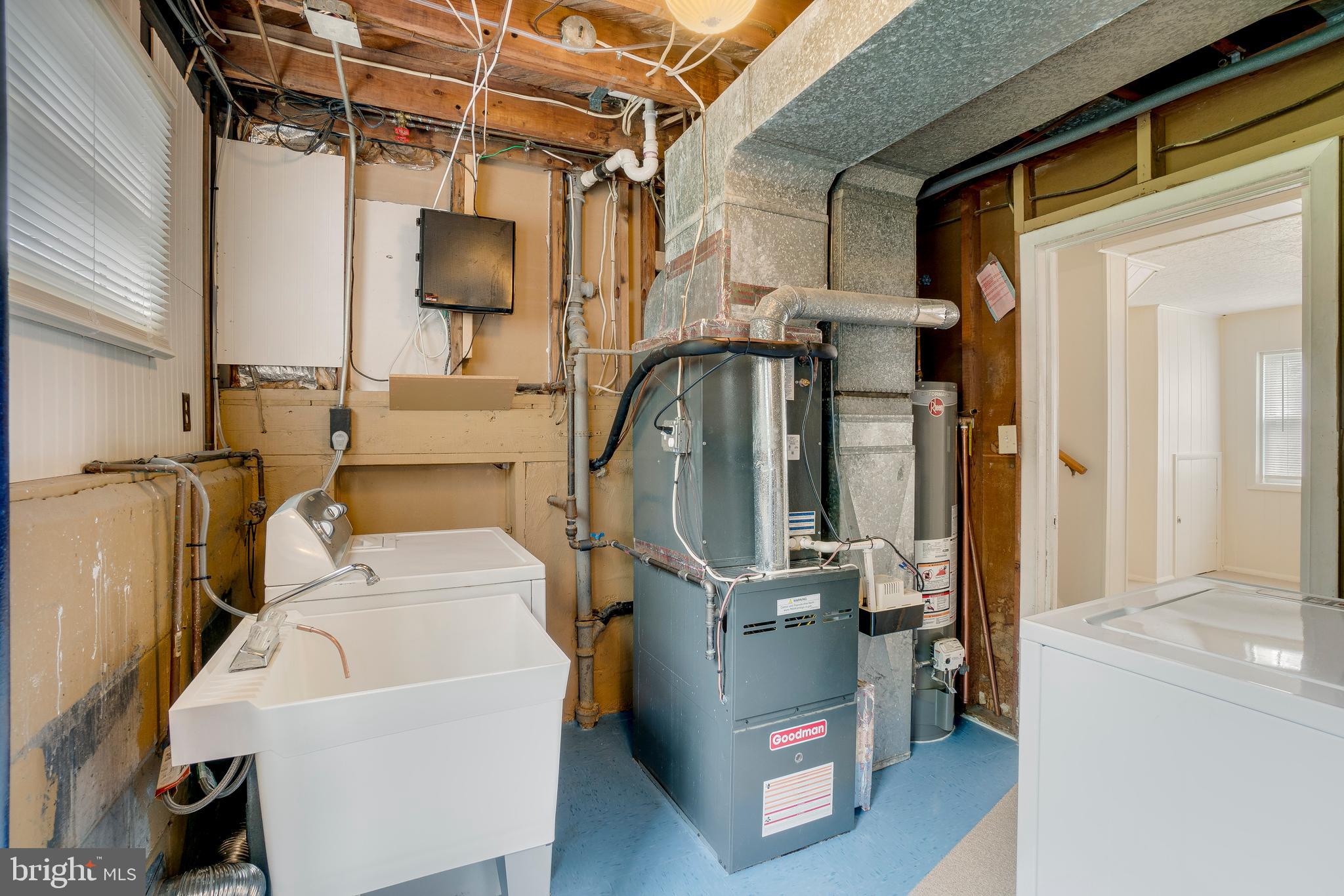 9110 Lamaze Road Baltimore, MD 21234 - Photo 25 of 26 Laundry