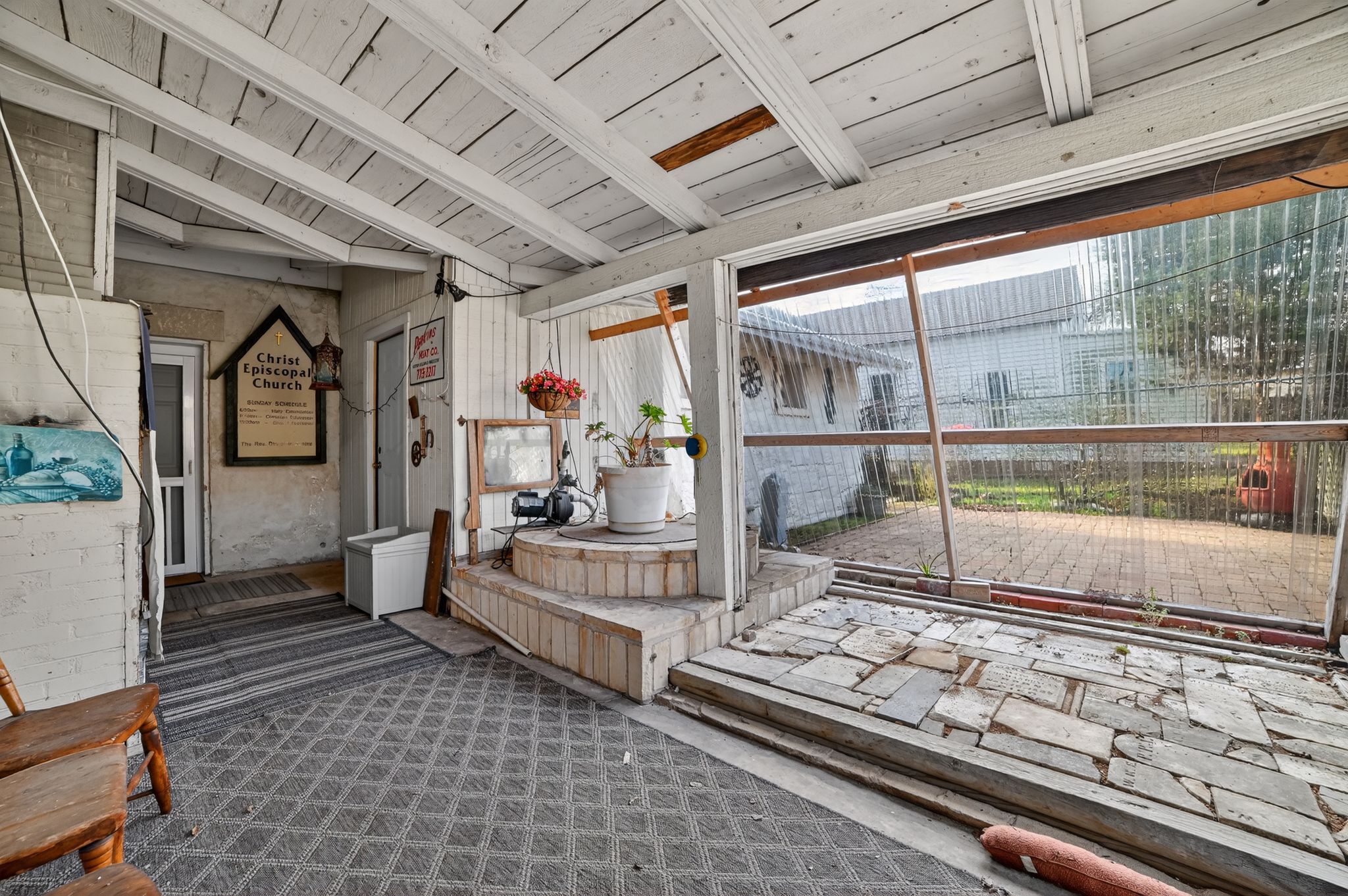 400 South Main Street Belton, TX 76513 - Photo 18 of 18 Sunroom / solarium featuring beamed ceiling and plenty of natural light