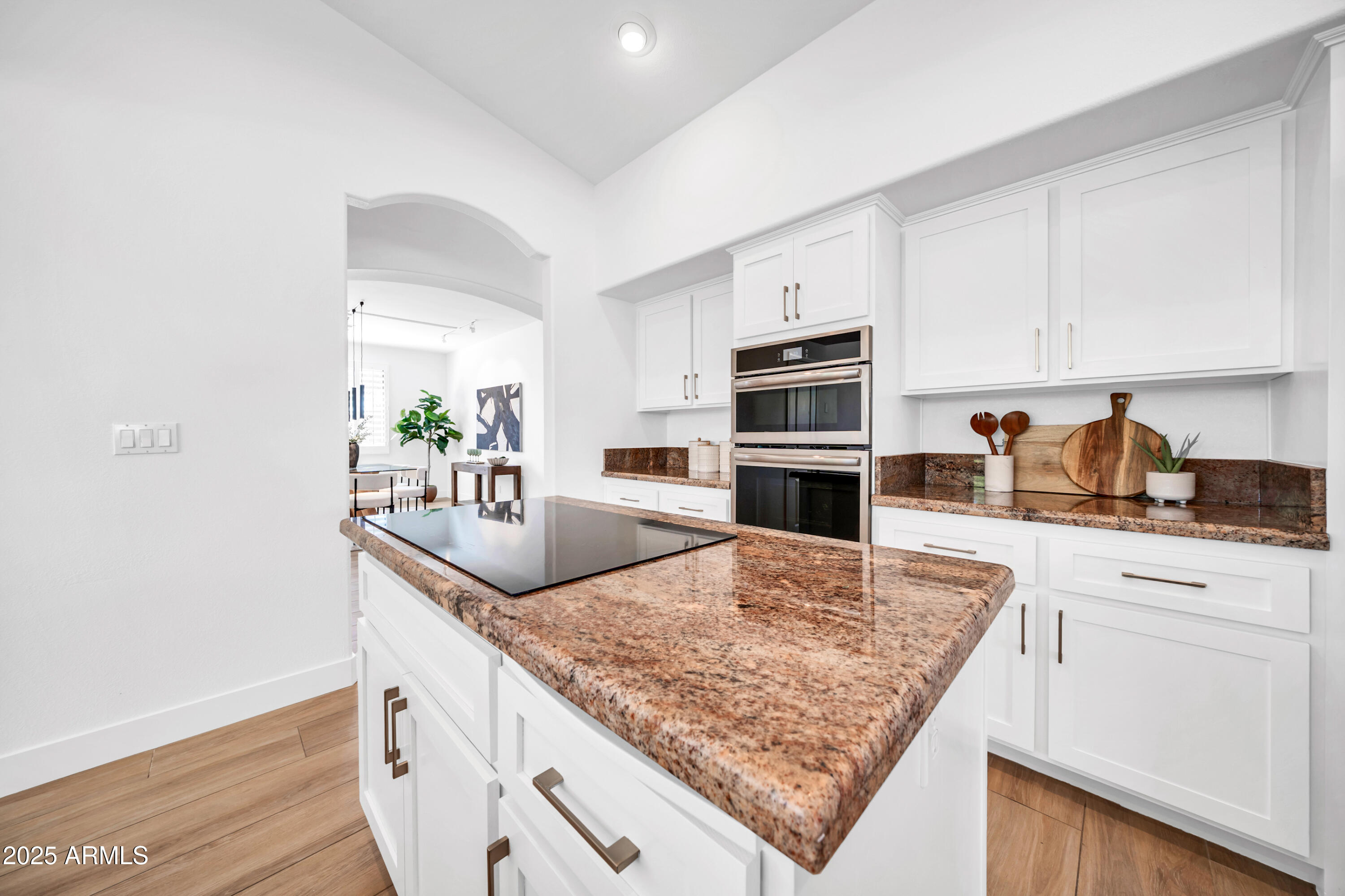 18820 East Gemmill Drive Rio Verde, AZ 85263 - Photo 9 of 72 Micro Oven