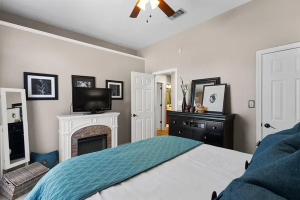 $415,000 | 1701 Oakmeadow Drive, Decatur, TX 76234