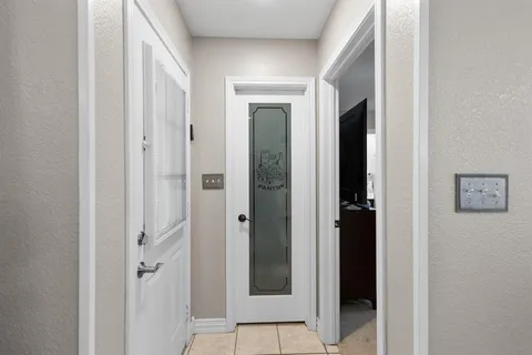 $424,000 | 1701 Oakmeadow Drive, Decatur, TX 76234