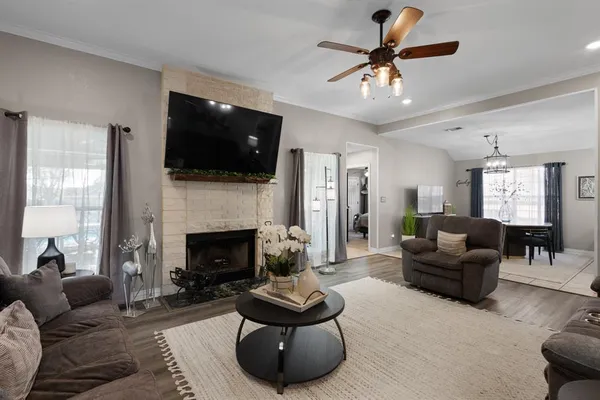 $415,000 | 1701 Oakmeadow Drive, Decatur, TX 76234