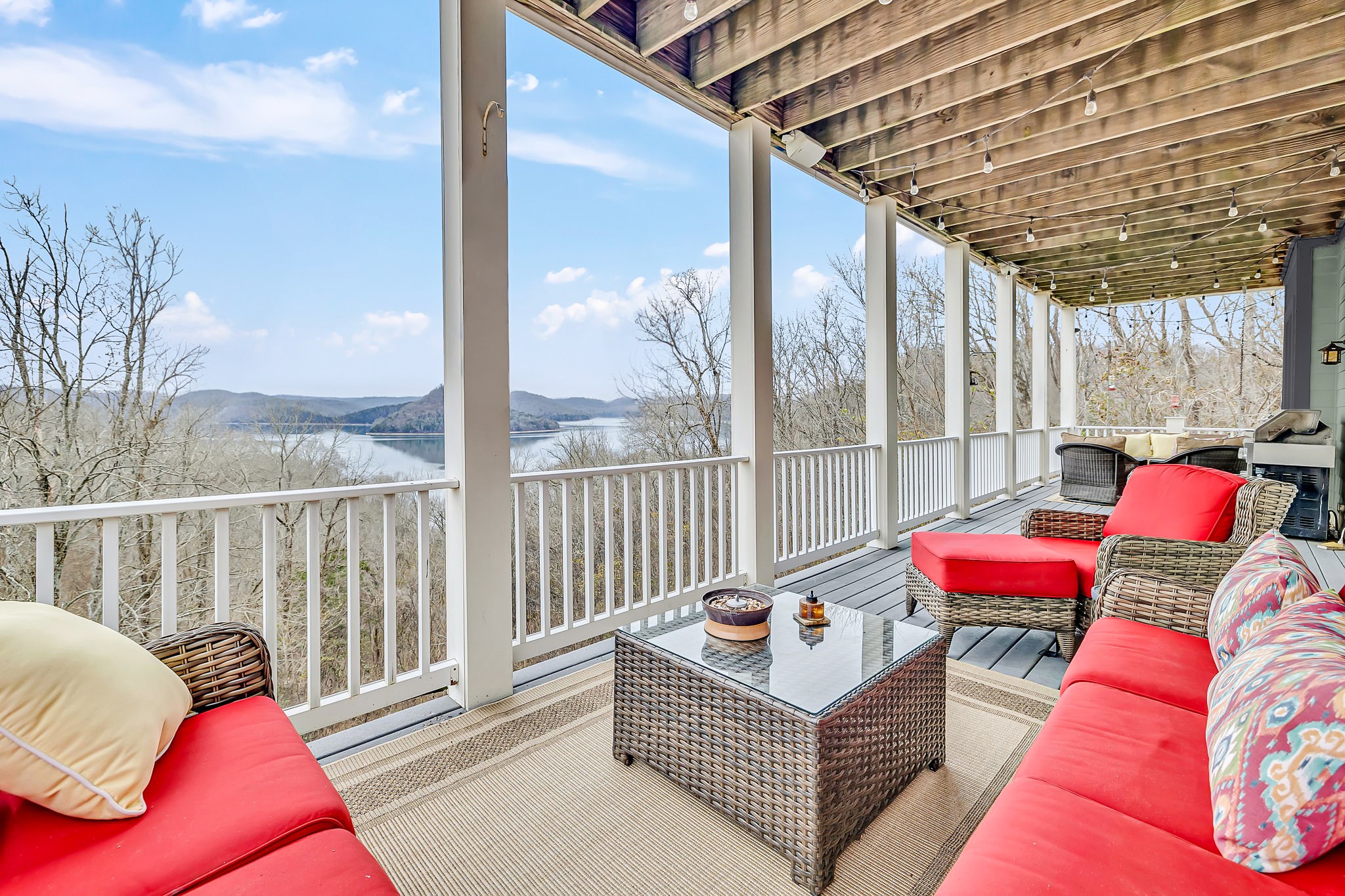 500 Harbor Point Road Silver Point, TN 38582 - Photo 17 of 31 a bedroom with furniture and a large window