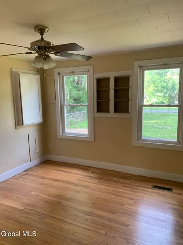 $149,900 | 3 Livingston Avenue, Scotia, NY 12302