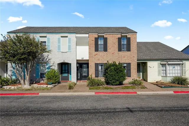 $280,000 | 57 Rock Creek Drive, Corpus Christi, TX 78412