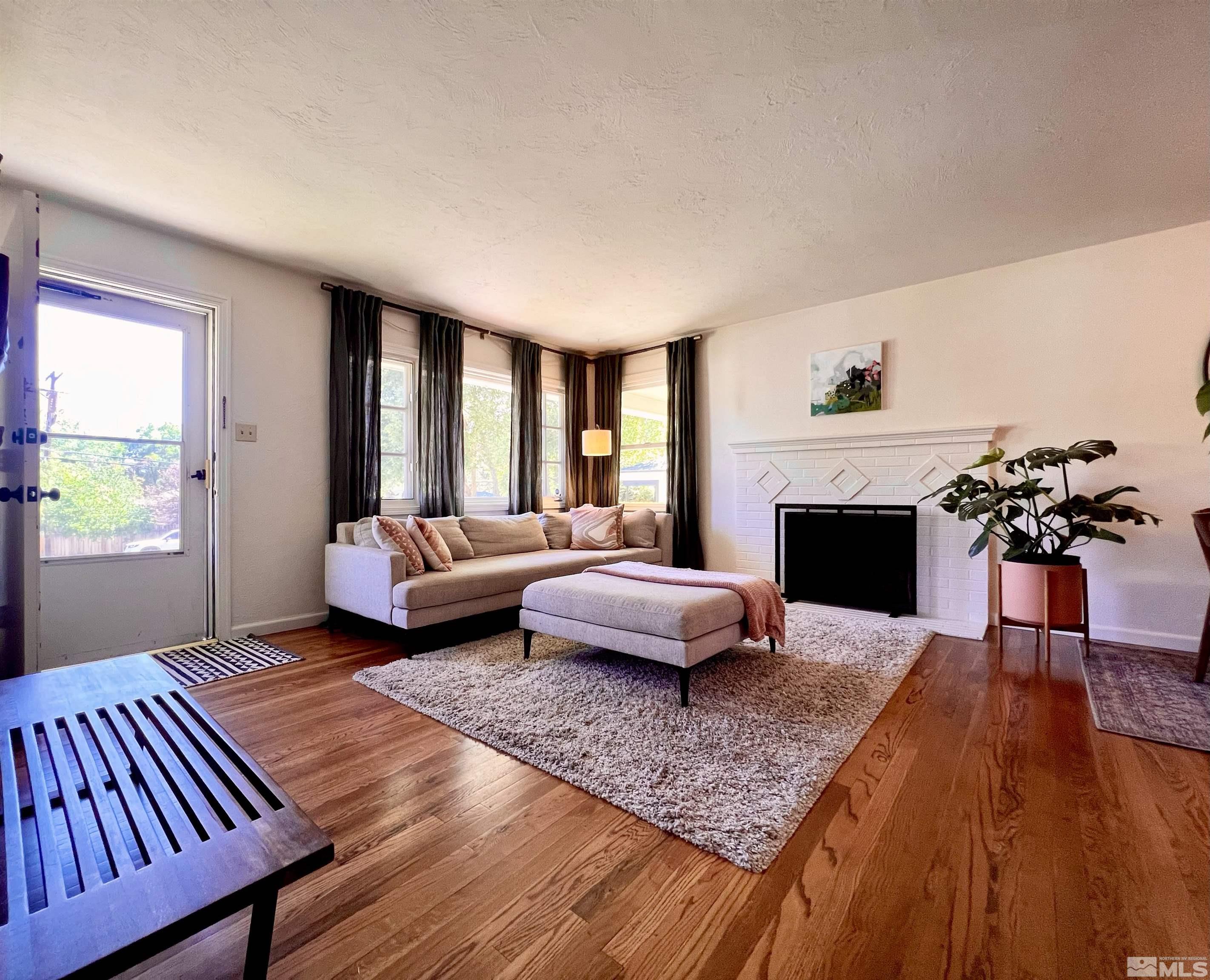 55 Hastings Drive Reno, NV 89503 - Photo 2 of 17 Photo 2