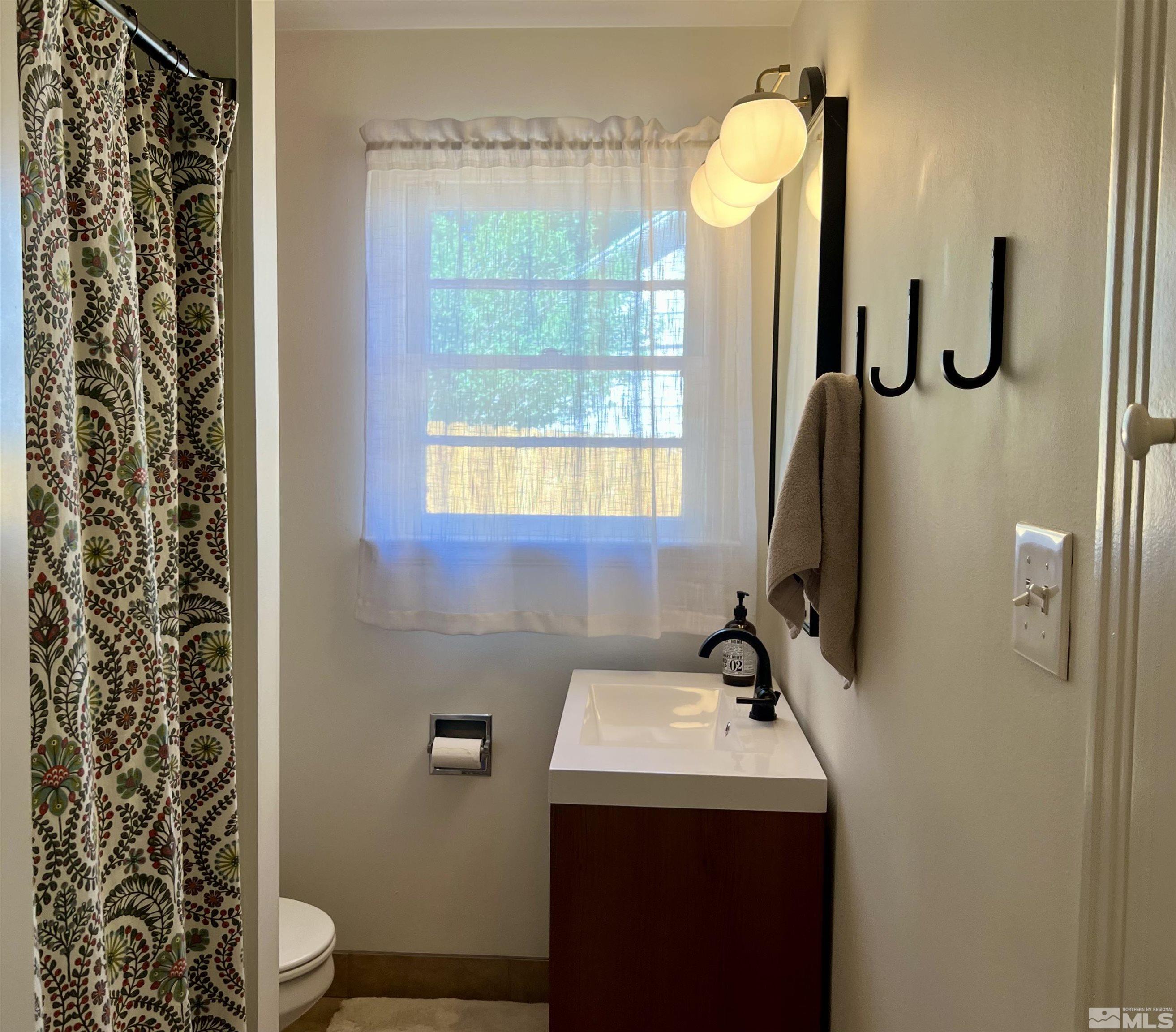 55 Hastings Drive Reno, NV 89503 - Photo 8 of 17 Photo 8