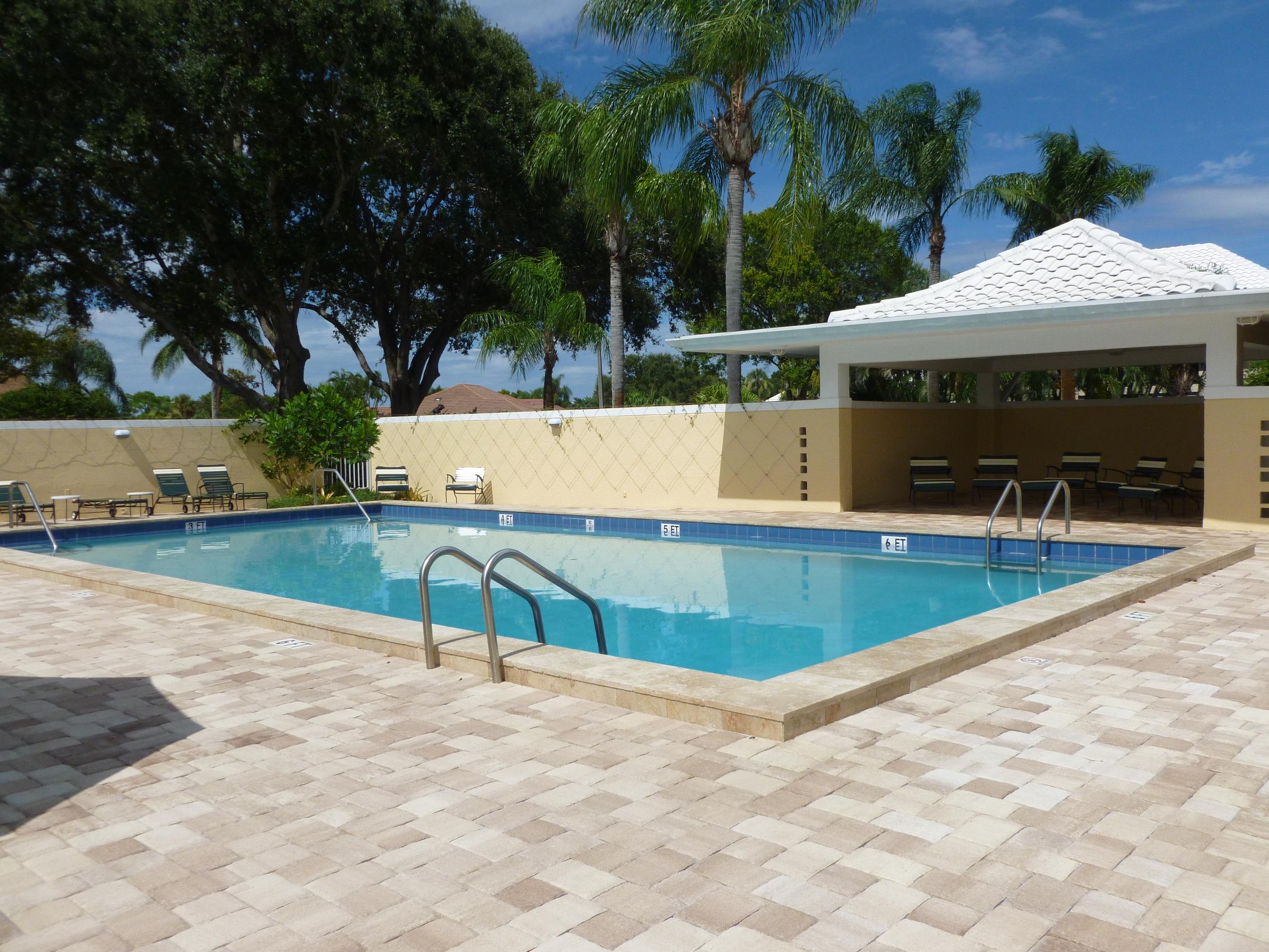 6 Concourse Drive, Unit 6B Jupiter, FL 33469 - Photo 25 of 28 COMMUNITY POOL