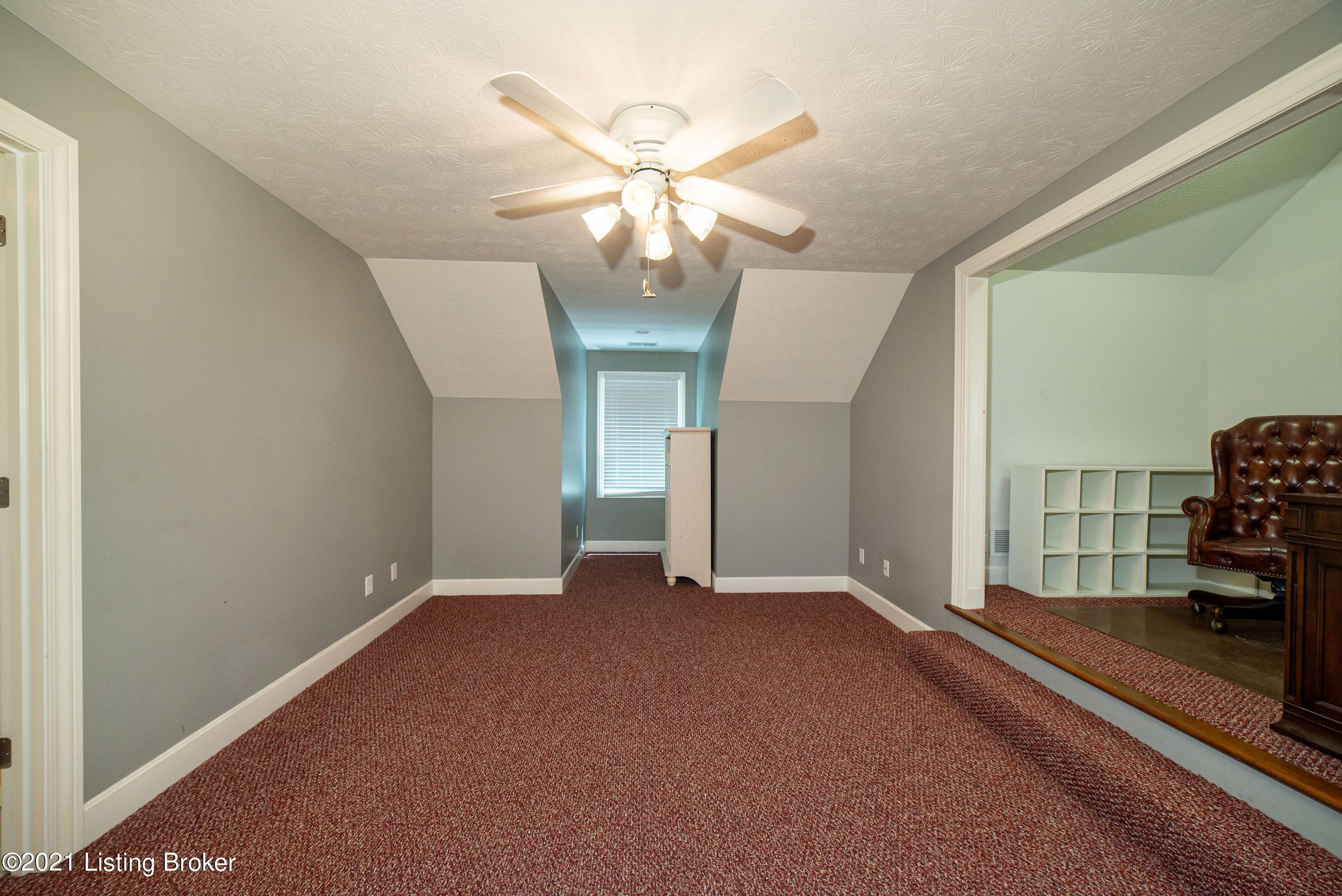 404 Long Run Road Louisville, KY 40245 - Photo 36 of 64 Has attached full bath and office area