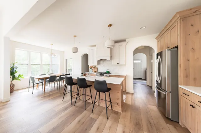 $995,000 | 150 Cedar Street, Birchwood Village, MN 55110