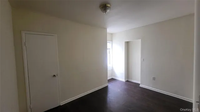 $2,000 | 67 Academy Street, Unit 3, Poughkeepsie, NY 12601