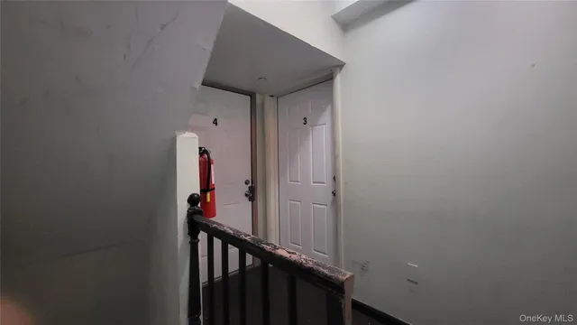 $2,000 | 67 Academy Street, Unit 3, Poughkeepsie, NY 12601