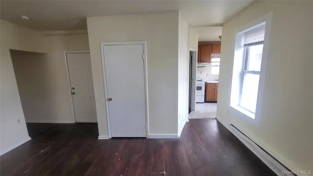 $2,000 | 67 Academy Street, Unit 3, Poughkeepsie, NY 12601