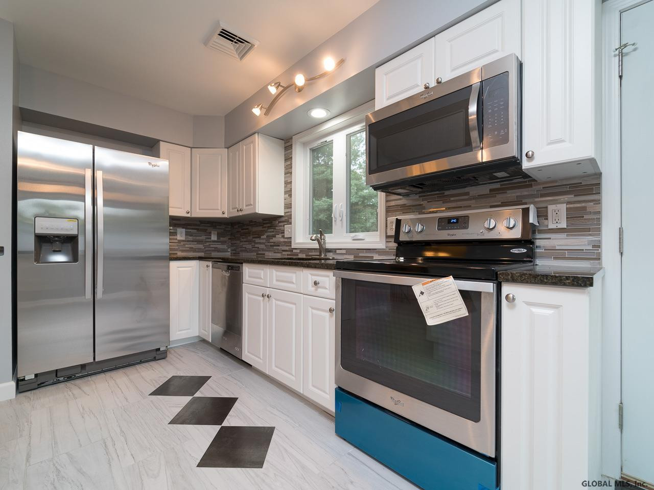 2235 Old Post Road Castleton-on-Hudson, NY 12033 - Photo 6 of 19 Photo 6