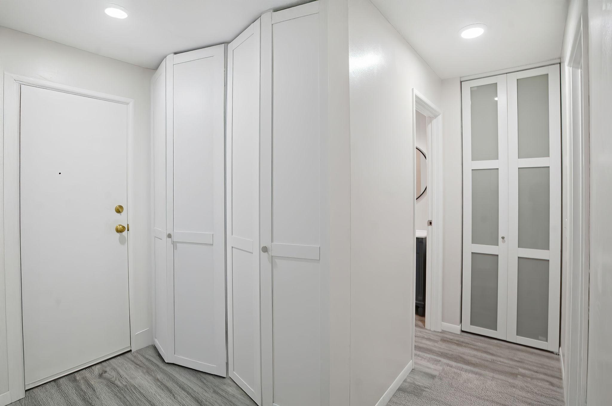 10211 Cedar Lake Road, Unit 208 Minnetonka, MN 55305 - Photo 11 of 25