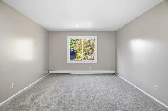 $100,000 | 10211 Cedar Lake Road, Unit 208, Minnetonka, MN 55305