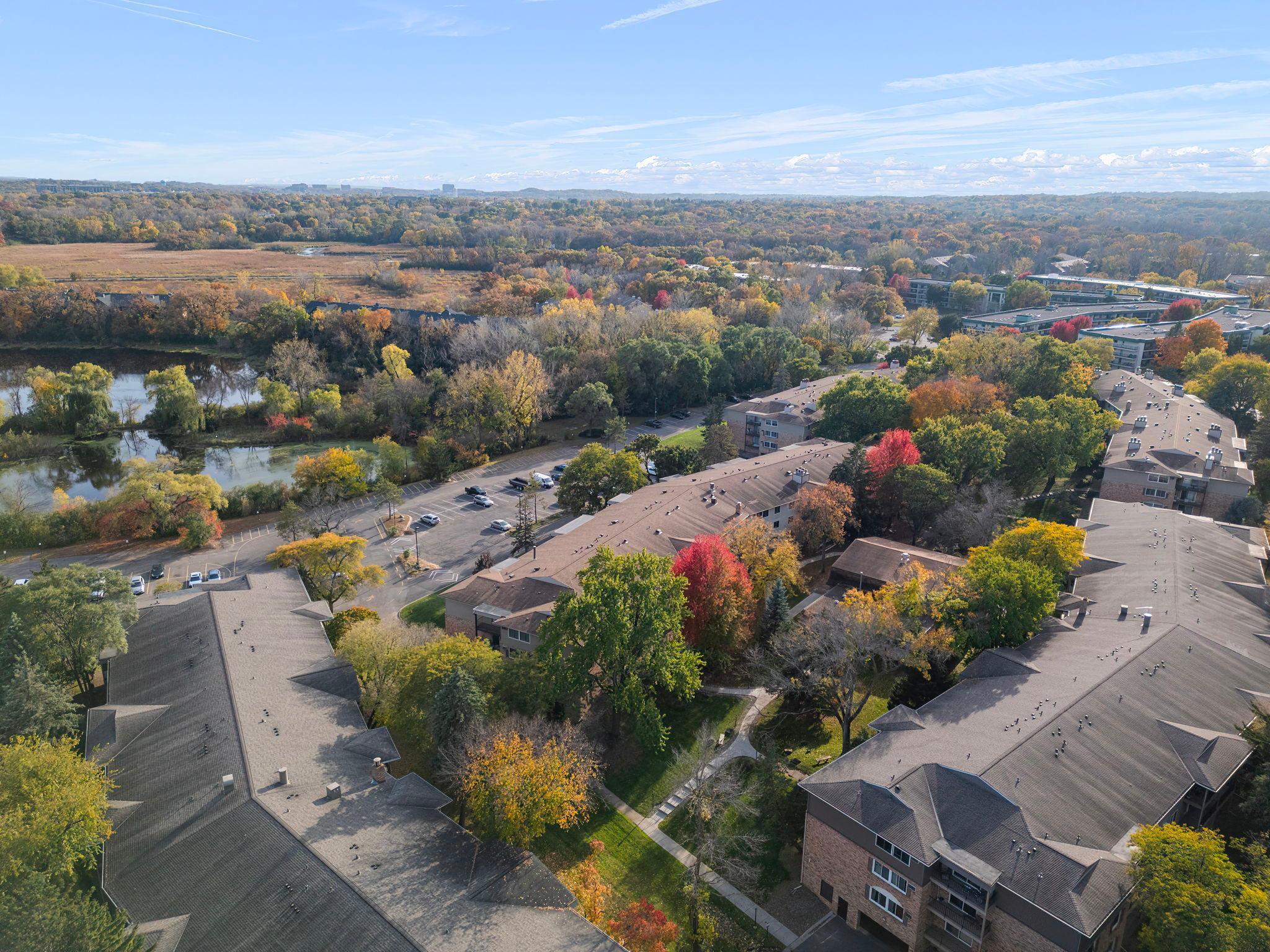 10211 Cedar Lk Road South, Unit 208 Hopkins, MN 55305 - Photo 19 of 25