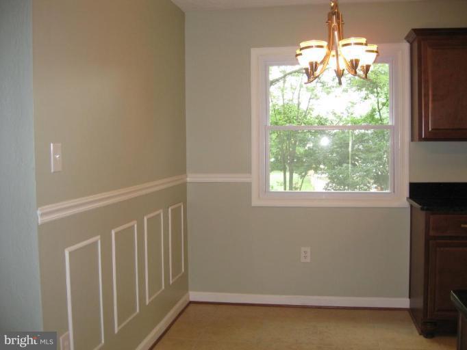 14111 Grayson Road Woodbridge, VA 22191 - Photo 8 of 24 Dining Area