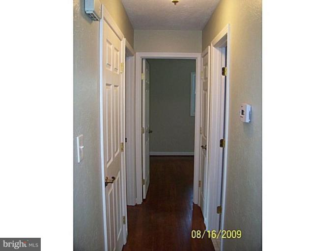 14111 Grayson Road Woodbridge, VA 22191 - Photo 9 of 24 Hallway