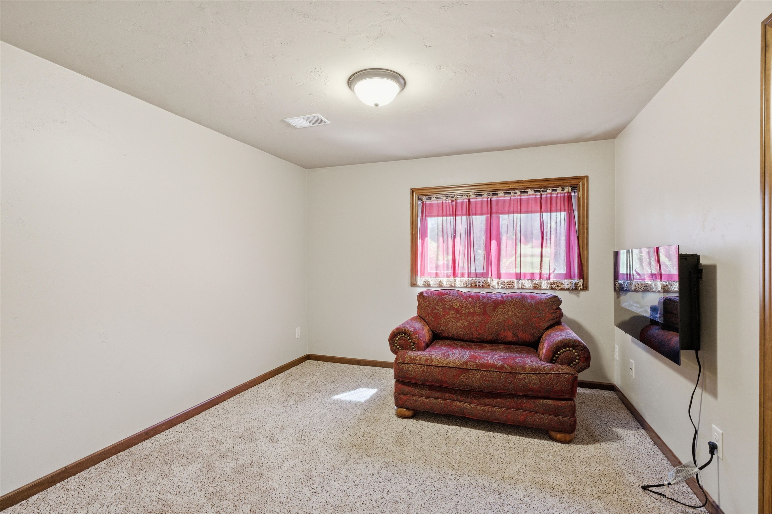11 South Kools Court Appleton, WI 54914 - Photo 23 of 37