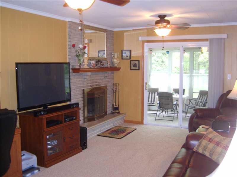 765 Coach Road Indianapolis, IN 46227 - Photo 3 of 18 Gallery Image 3